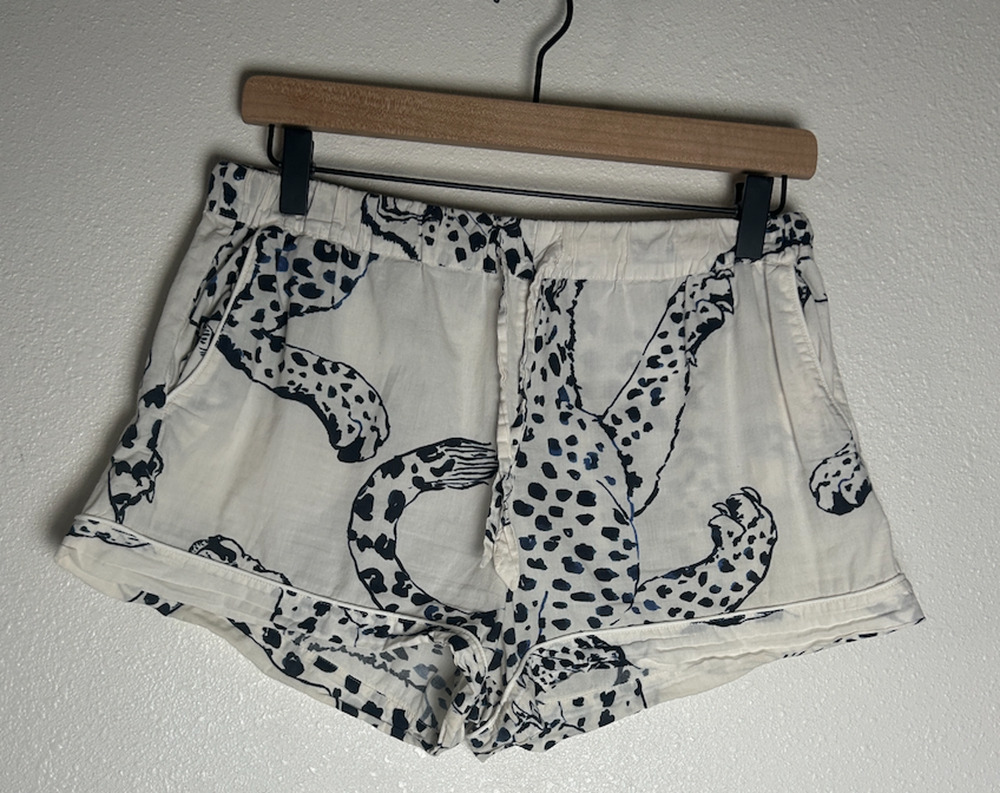 Desmond & Dempsey Leopard Cotton White Shirt Short Pajamas Shorts Size M